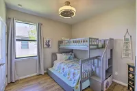 Family Retreat: Four Bedroom in Cape Coral with Heated Pool and Modern Amenities Cape Coral Sport Complex附近的飯店