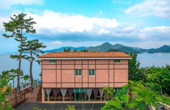 統營海灘城堡酒店