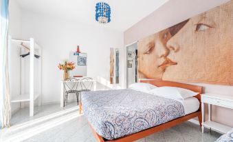 Lia Rooms 2