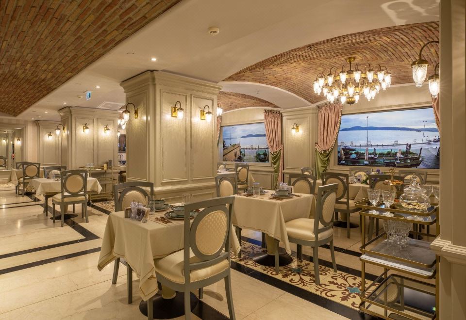 더 센트럴 팰리스 보스포루스 타라비야