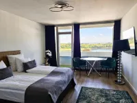 راينبليك أبارتمنتس Hotels near محطة مترو سورث بي إف