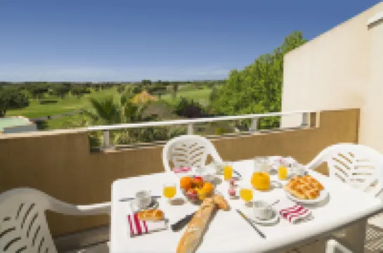 Vacancéole - Résidence le Palmyra Golf