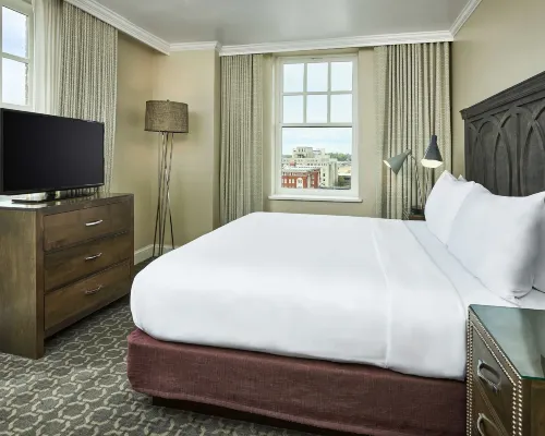 Redmont Hotel Birmingham, Curio a Collection by Hilton Hotels near McWane Science Center