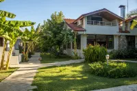 Hotel Riverside Hotels in Ekincik