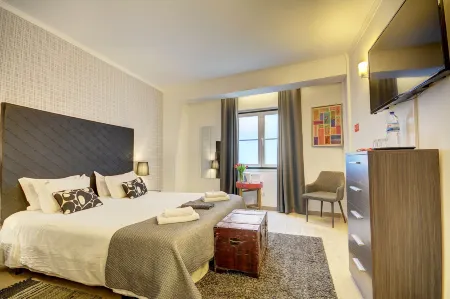 Inn Bairro Alto BA Sweet Отели рядом с достопримечательностью «Национальный театр королевы Марии II»