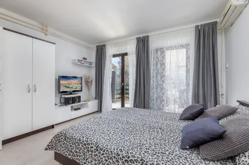 Dany Apartments - parking