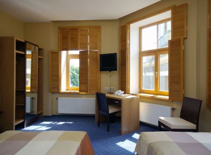 Hanza Hotel