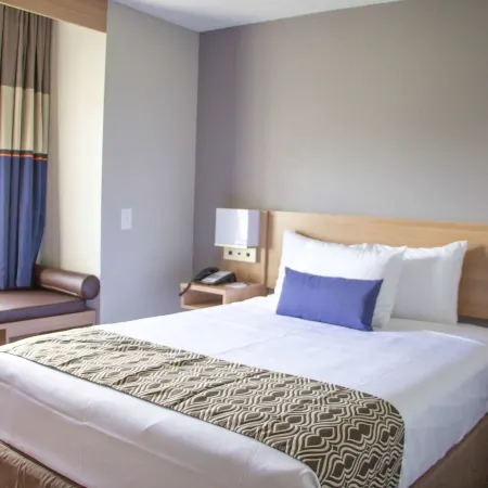 Microtel Inn & Suites by Wyndham Camp Lejeune/Jacksonville