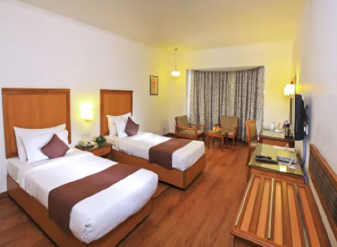 阿瓦德廣場酒店