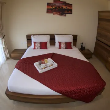 Pearl Hotel & Residence