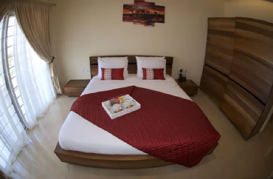 Pearl Hotel & Residence