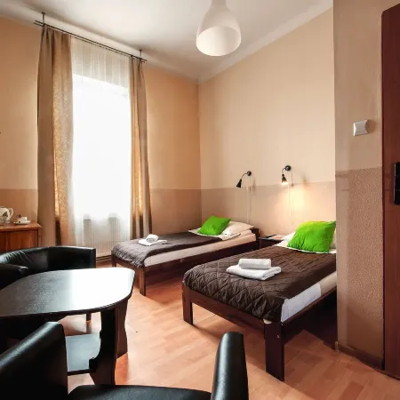 Station Aparthotel