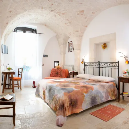 Santo Stefano Hotels in Putignano