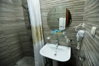 Yerevan Deluxe Hotel