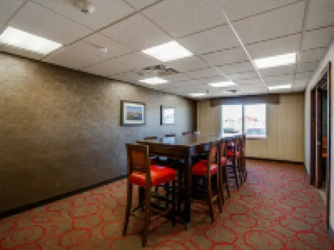Inn at Hunters Run Hotels in McKenzie County