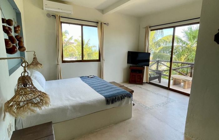 La Puerta Azul Beachfront - Adults Only