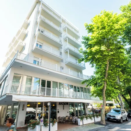 Hotel Aiglon