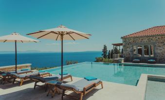 Sampatiki Suites - Seaview Luxury Suites with Breakfast and Spa