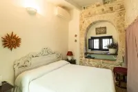 Trulli Nora con Piscina by Wonderful Italy Hotel in zona PUTIGNANO SAN PIETRO PITURNO