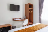 Fazza Homes Hotels in Jambangan