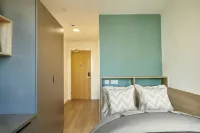 For Students Only Canvas Bristol Hotels in Saint Paul's