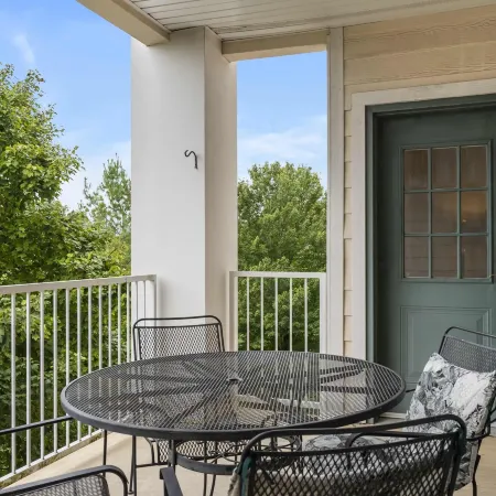 Branson Hills Getaway Sleeps 6