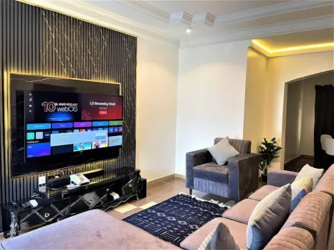 Bizzare Luxury Apartment