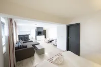 ホテル アストリア