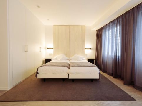 Hotel Lois