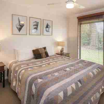 Bayshore Beachside Resort Rooms