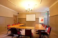 Cromwell Lodge Hotel by Greene King Inns Hotels in Banbury
