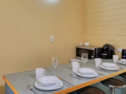 Motel Meneres Hotels in Corowa