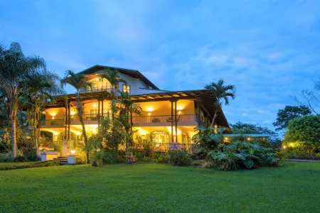 Hotel Casa Turire Отели в г. Ла Суиса