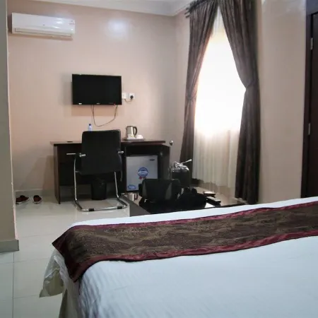 Silk Suites