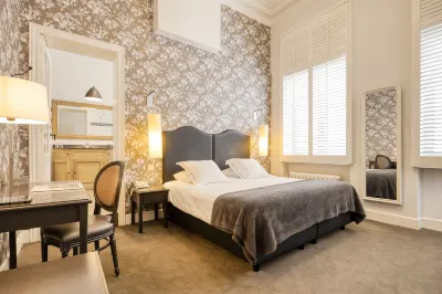 Hotel Made in Louise Hotels in Chatelain