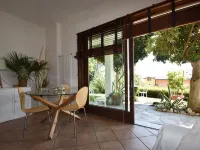 Chalet by Lake Maggiore with Garden Views Hotels in Verbania
