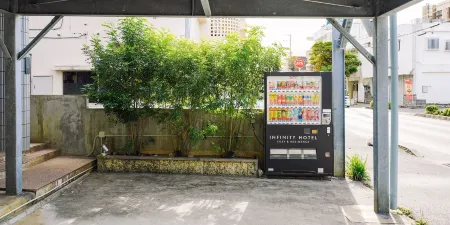 Infinity Hotel -Jicchaku- Отели рядом с достопримечательностью «Urasoe Dai Park»