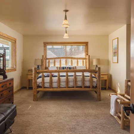 Majestic Valley Wilderness Lodge