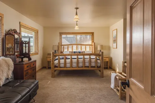 Majestic Valley Wilderness Lodge