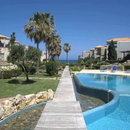 Villa Elias 1BR Upper Apt with Pool