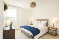 Zenao Appart'hôtels Villeneuve-lès-Avignon Hotels in Sauveterre