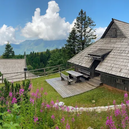 Koča Zlatorog - Velika Planina Ξενοδοχεία στην πόλη Kamnik