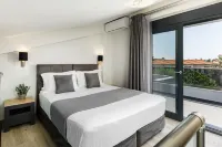 Ilis Villas Hotels near Lagomandra beach