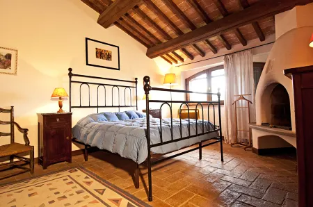 Casale Chimneys Immersed in Olive Trees Отели в г. Монте-Кастелло-ди-Вибио