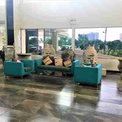 Large Corner Studio Condo Jomtien - Sleeps 2 Others