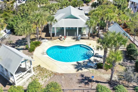 The Sea Life by Pristine Property Vacation Rentals