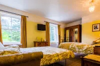 Broomfield House Hotels near Caedmon College Whitby