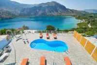 Gorgeous Lake Kournas Villa Brand New Private Pool