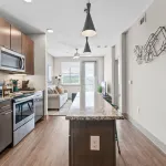 Cozy 1Br King Suite Close to Downtown w Fast Wifi Hotels in Montopolis