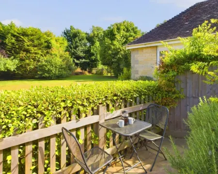 White Roses a Dog Friendly Retreat for Two Hotels in Bembridge